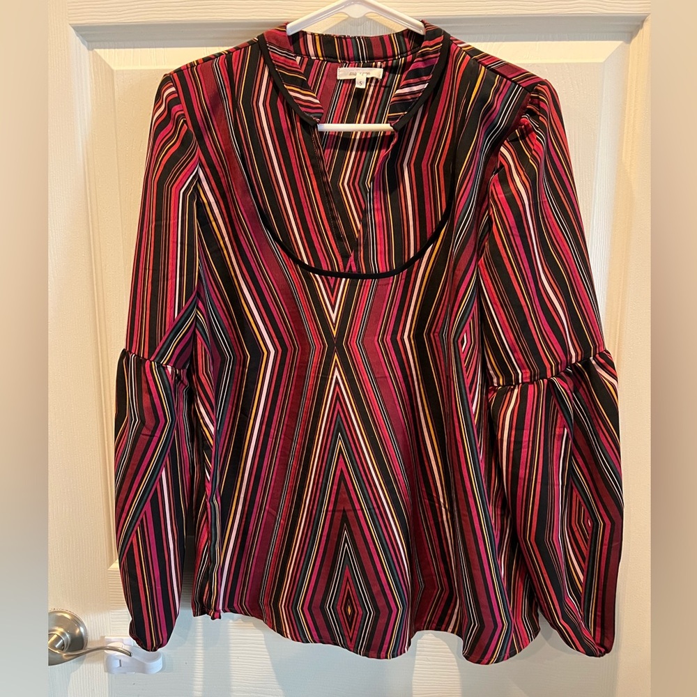 Womens Maurices Top Size M Multi Colors Long Sleeve Elastic Cuffs